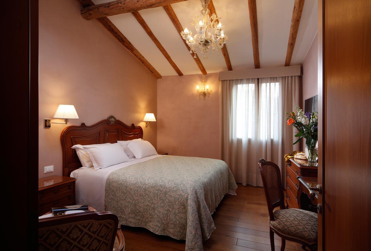 Hotel Bisanzio Венеция Экстерьер фото