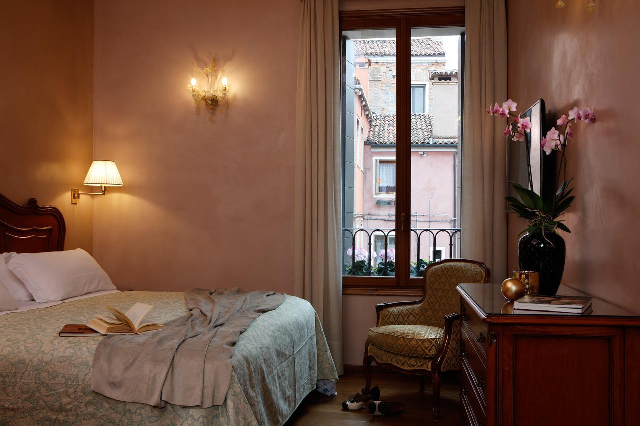 Hotel Bisanzio Венеция Экстерьер фото