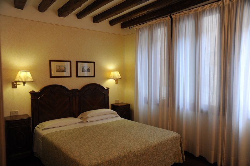 Hotel Bisanzio Венеция Экстерьер фото