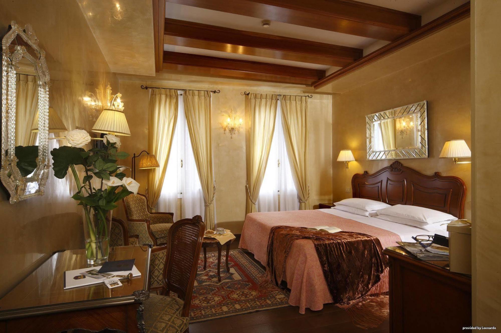 Hotel Bisanzio Венеция Экстерьер фото