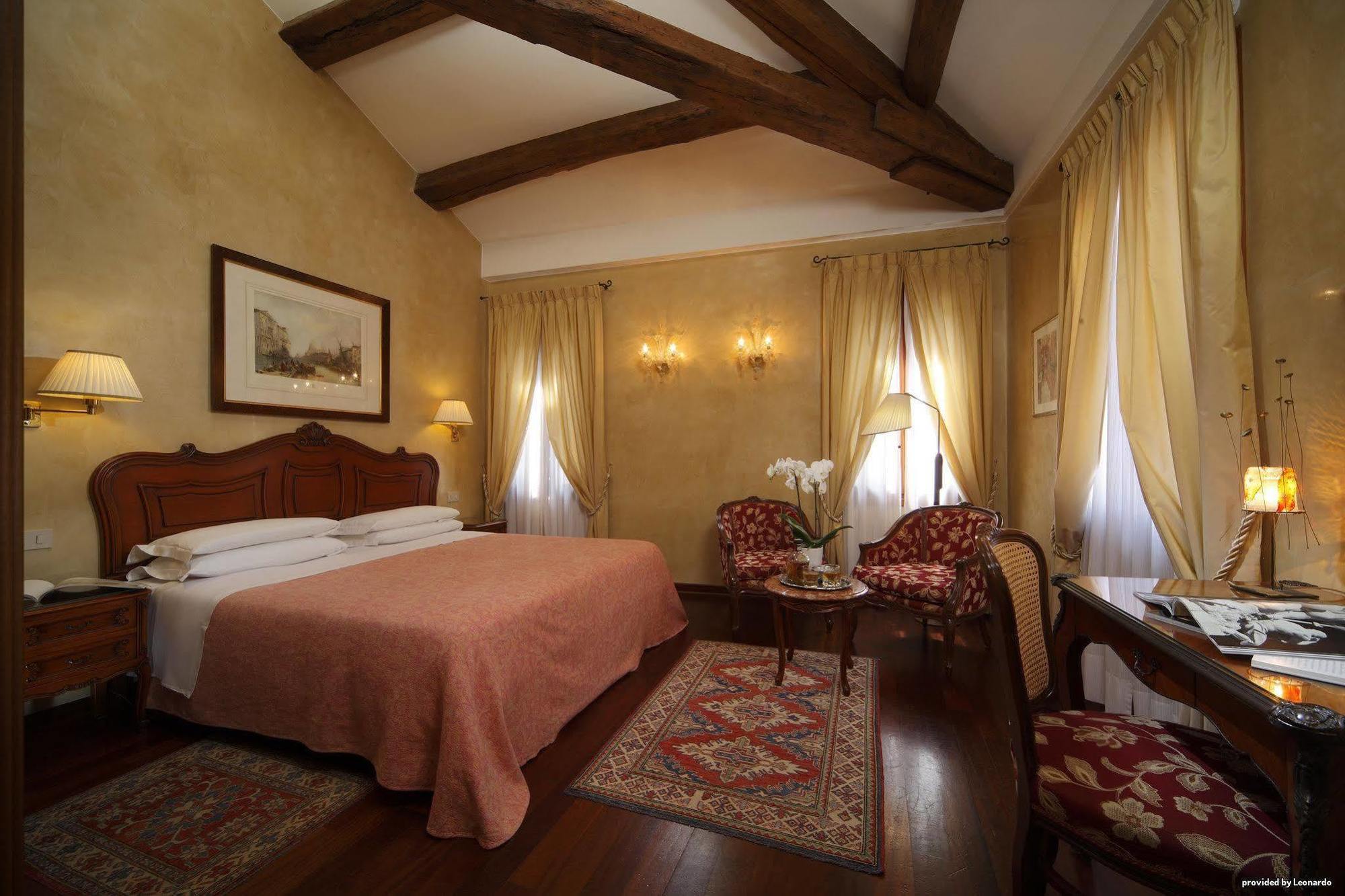 Hotel Bisanzio Венеция Номер фото